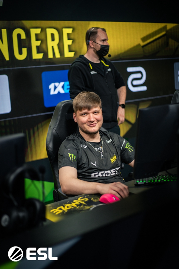 【CS:GO】表现抢眼 s1mple在EPL小组赛多项数据登顶-第12张