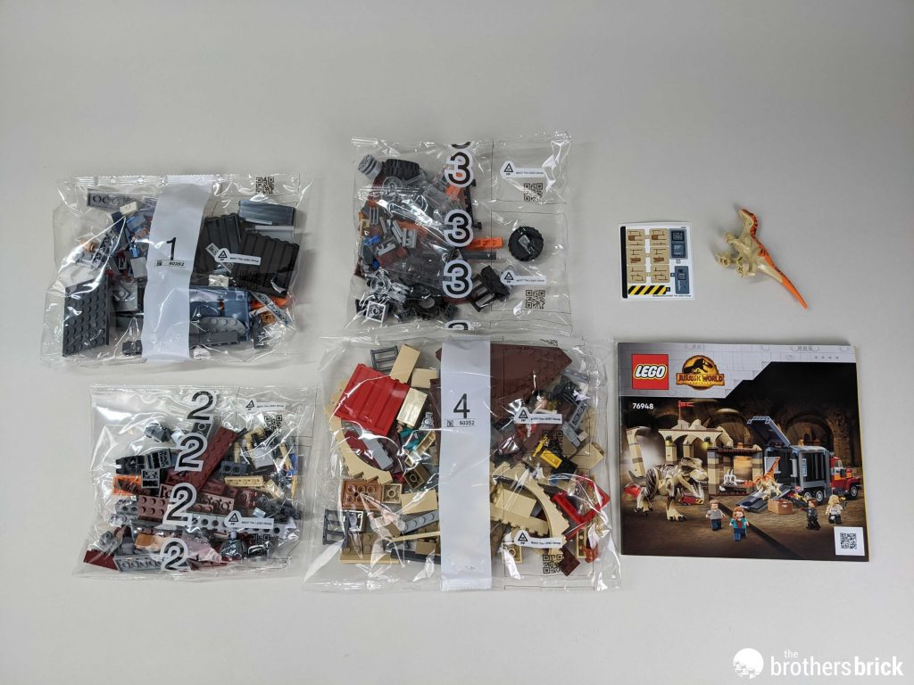 【周邊專區】樂高侏羅紀世界76948霸王龍與野蠻盜龍脫逃記開箱評測-第4張