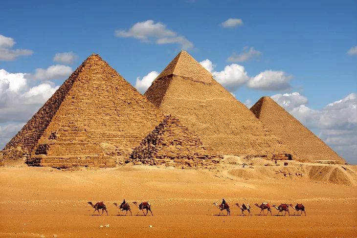 【周边专区】金字塔要来了？乐高建筑套装21058胡夫金字塔出现在了网上！
