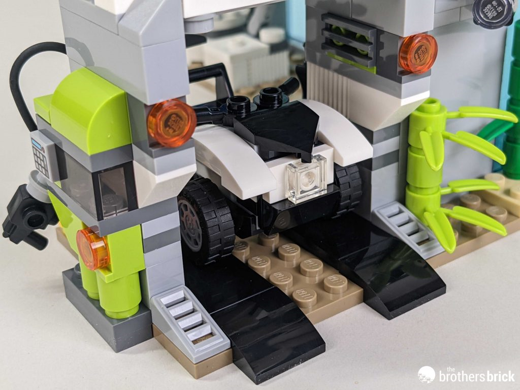 【周邊專區】屬於你的恐龍冒險？樂高侏羅紀世界76949南方巨獸龍和鐮刀龍攻擊開箱評測-第43張