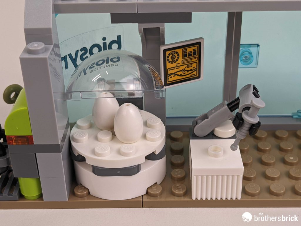 【周邊專區】屬於你的恐龍冒險？樂高侏羅紀世界76949南方巨獸龍和鐮刀龍攻擊開箱評測-第40張