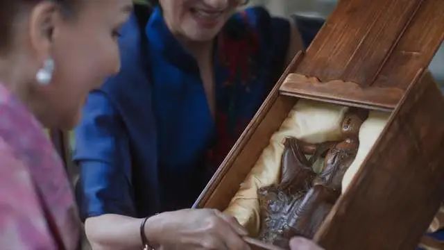 【拉片】「血观音」第二回：你在前厅送礼，我在后院群聊-第28张