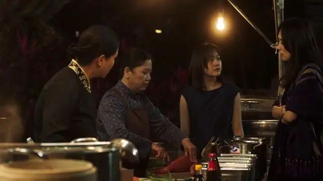 【拉片】「血观音」第二回：你在前厅送礼，我在后院群聊-第33张