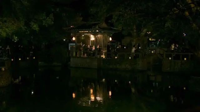 【拉片】「血观音」第二回：你在前厅送礼，我在后院群聊-第35张