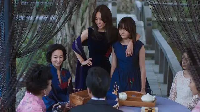 【拉片】「血观音」第二回：你在前厅送礼，我在后院群聊-第29张