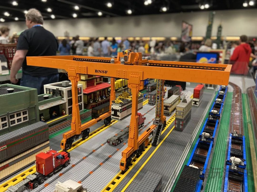 【周边专区】前方高能！酷玩潮带你闲逛全球最大Afol展Brickworld 2022芝加哥站（上）-第56张