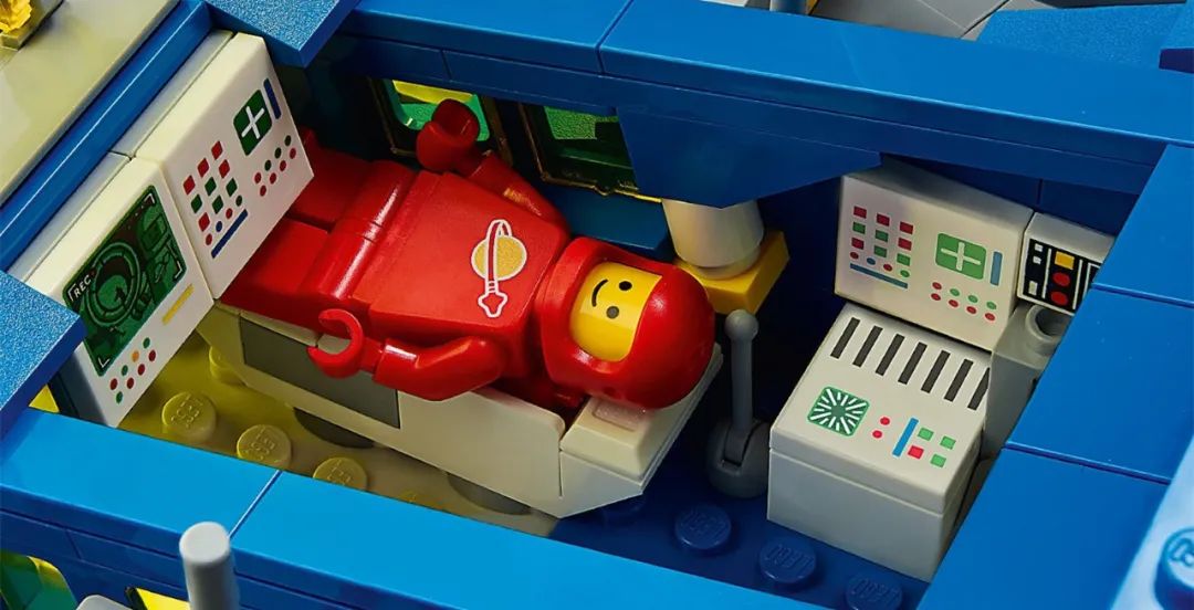 【周边专区】将有三种形态？乐高10497银河探险家号更多细节曝光-第3张