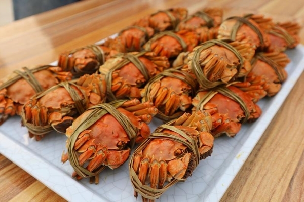 今年你買的陽澄湖大閘蟹可能是假的 蟹還沒長大呢