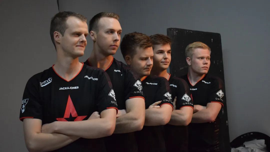 CSGO壁纸｜Astralis 1%title%